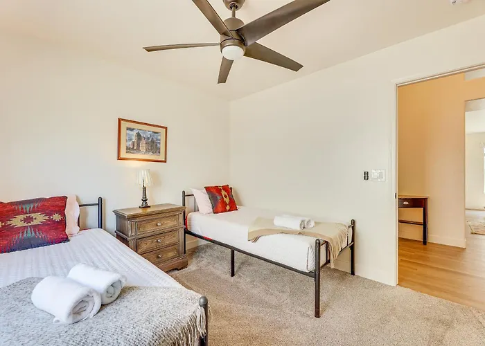 Holiday home Swim & Unwind: 'wildrose Retreat' In Mesa! Mesa