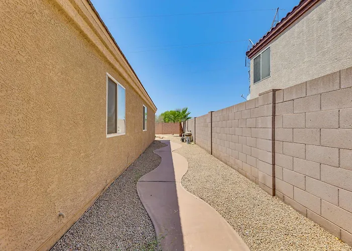 Holiday home Swim & Unwind: 'wildrose Retreat' In Mesa! Mesa